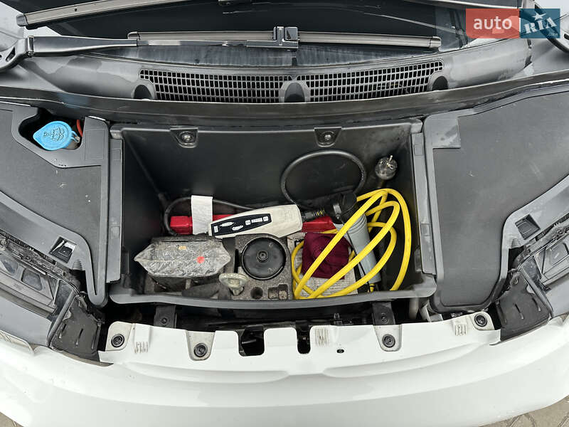 Хэтчбек BMW I3 2016 в Василькове