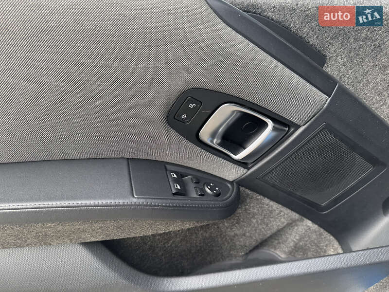 Хетчбек BMW I3 2015 в Дніпрі