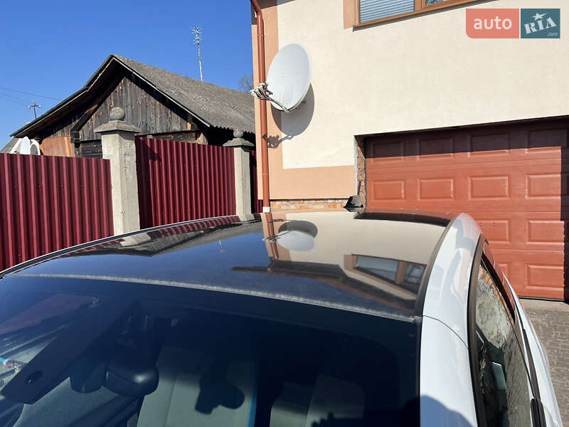 Хэтчбек BMW I3 2013 в Шептицькому