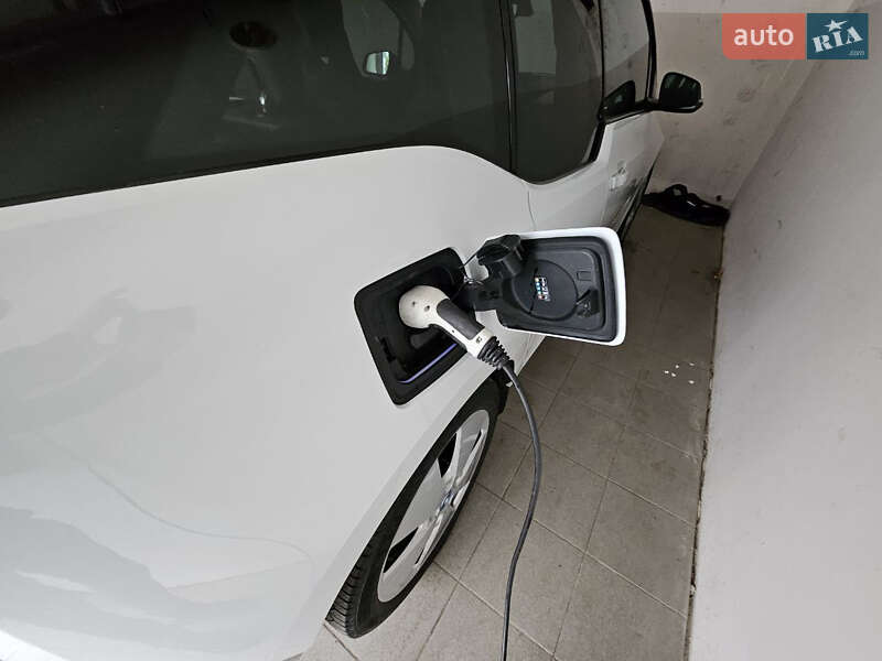 Хэтчбек BMW I3 2014 в Сумах
