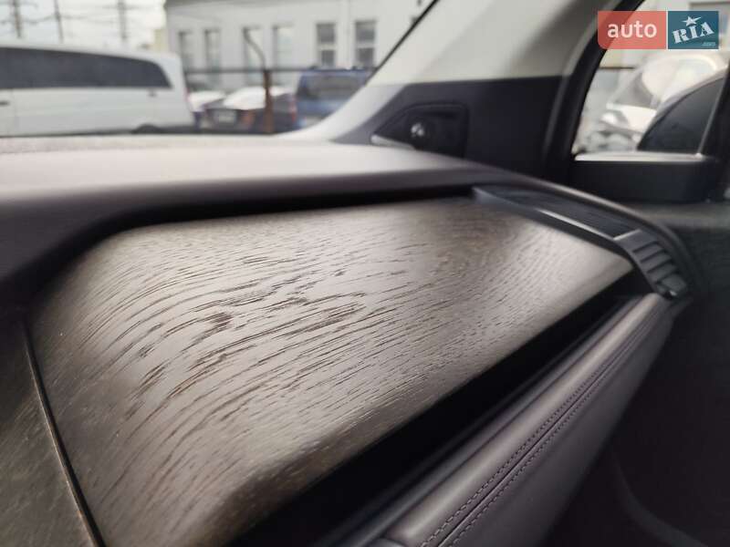 Хэтчбек BMW I3 2016 в Киеве