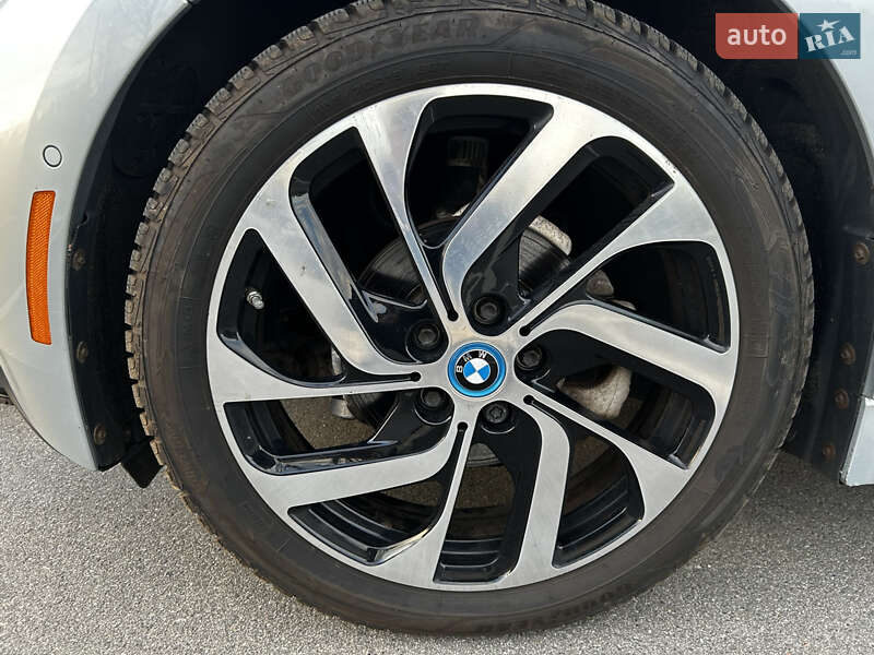 Хэтчбек BMW I3 2014 в Киеве