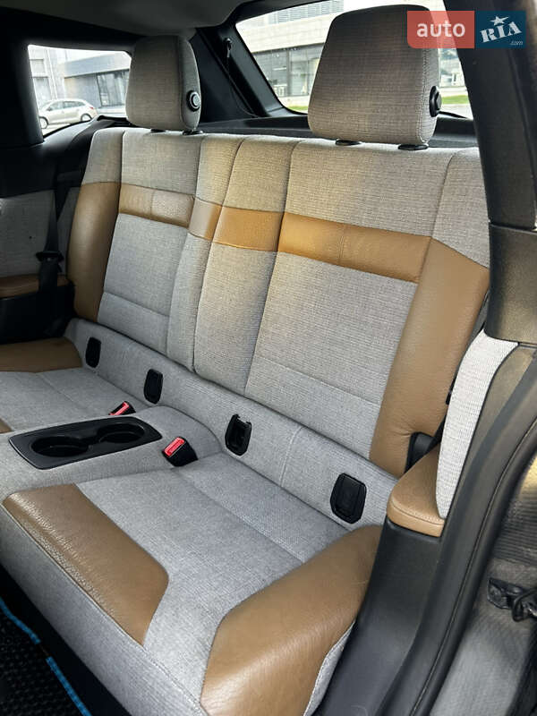 Хэтчбек BMW I3 2014 в Киеве