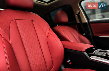 Седан BMW I3 2022 в 