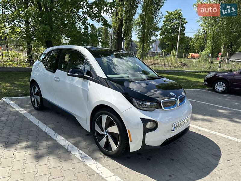 Хетчбек BMW I3 2016 в 