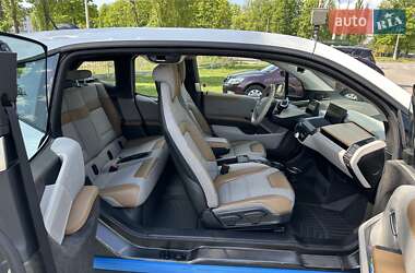 Хетчбек BMW I3 2016 в 
