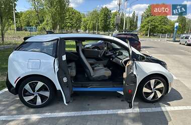 Хетчбек BMW I3 2016 в 