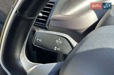 Хэтчбек BMW I3 2015 в 