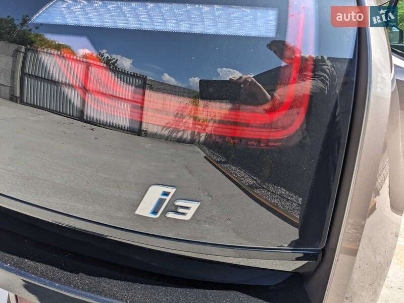 Хетчбек BMW I3 2015 в Кам'янському фото 23 Хетчбек BMW I3 2015 в Кам'янському