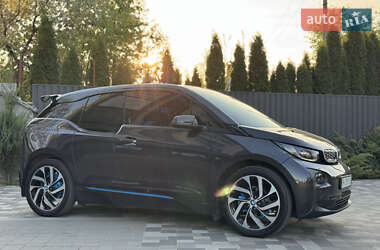 Хетчбек BMW I3 2015 в 
