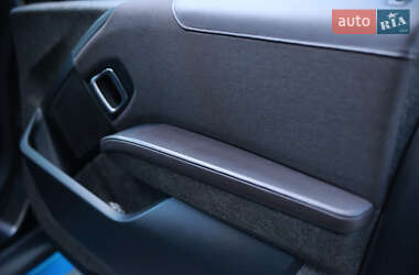 Хэтчбек BMW I3 2017 в 