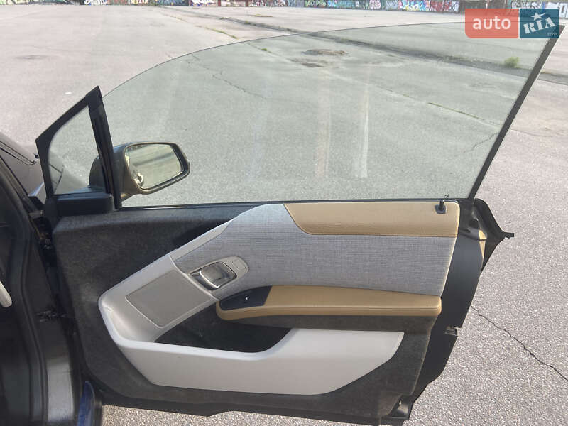 Хэтчбек BMW I3 2014 в Киеве
