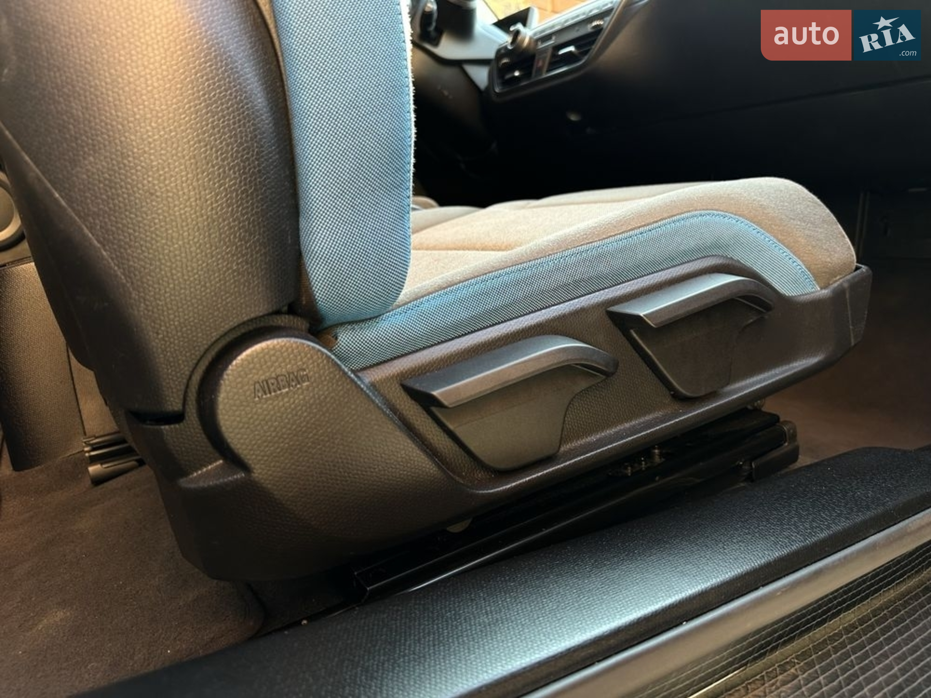 2017 BMW i3 - мініатюра 16
