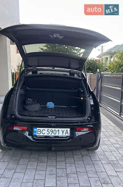 Хэтчбек BMW I3 2018 в 