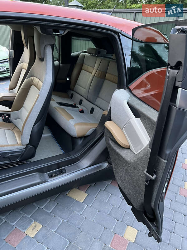 Хэтчбек BMW I3 2014 в Владимире