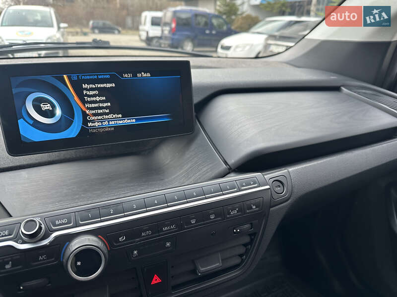 Хетчбек BMW I3 2016 в Чернівцях