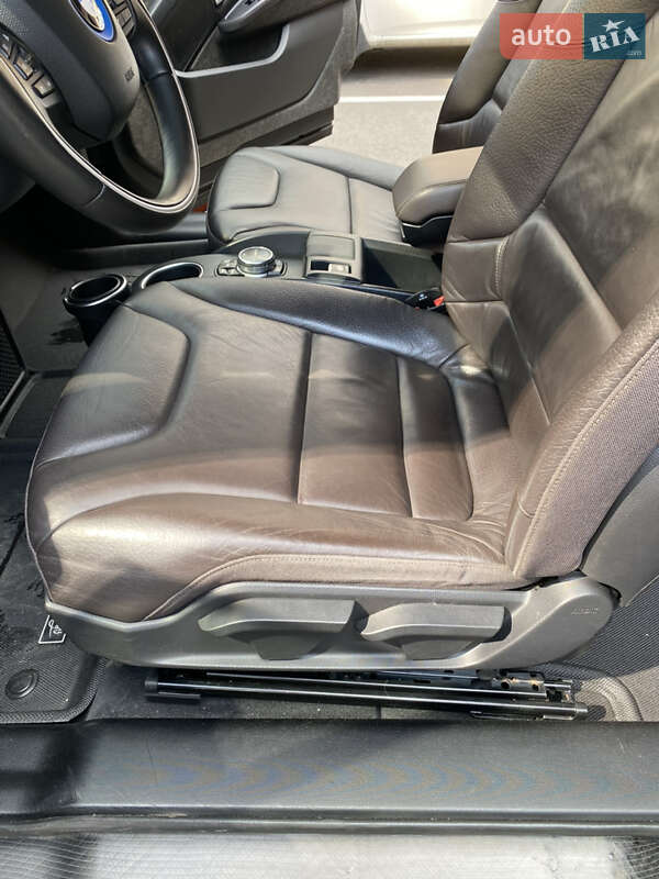 Хэтчбек BMW I3 2014 в Киеве