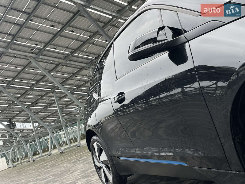 Хэтчбек BMW I3 2015 в Львове