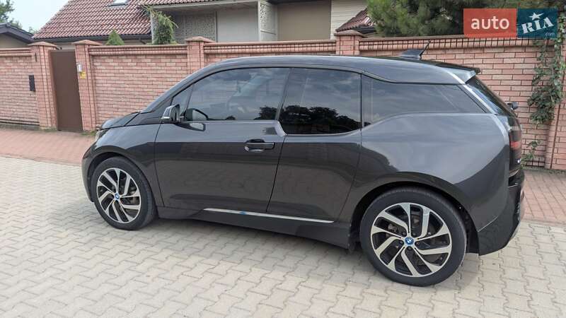 Хэтчбек BMW I3 2015 в Черновцах