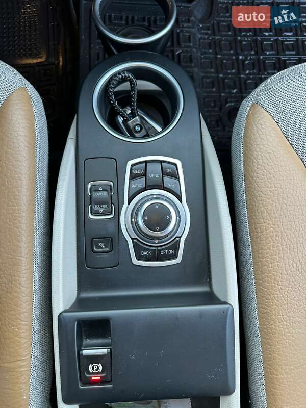 Хэтчбек BMW I3 2016 в Черновцах