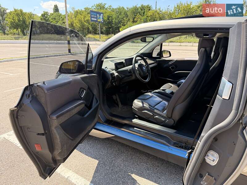Хэтчбек BMW I3 2016 в Киеве