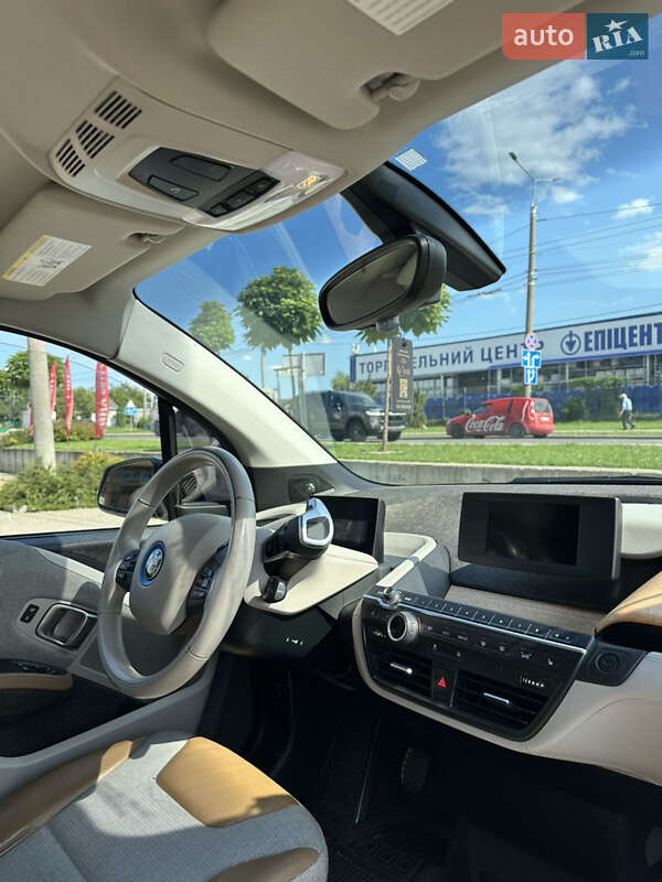Хэтчбек BMW I3 2016 в Черновцах