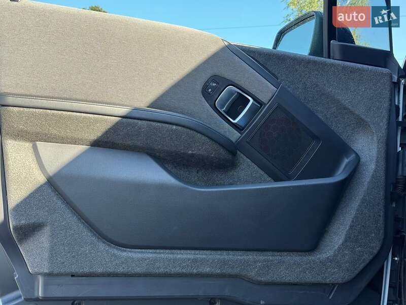 Хетчбек BMW I3 2016 в Рівному