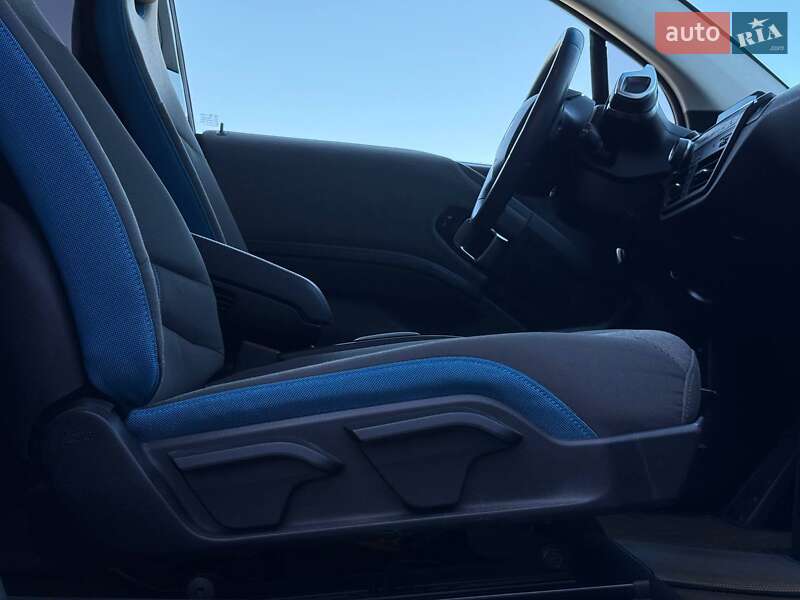 Хетчбек BMW I3 2016 в Рівному