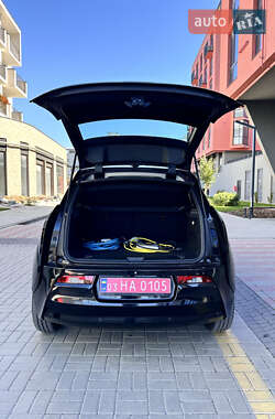 Хэтчбек BMW I3 2016 в 