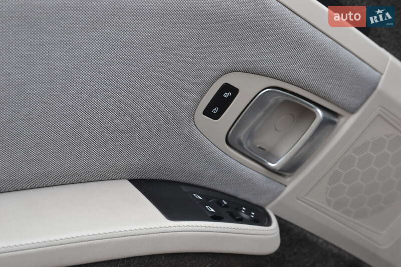 Хетчбек BMW I3 2017 в Луцьку фото 15 Хетчбек BMW I3 2017 в Луцьку