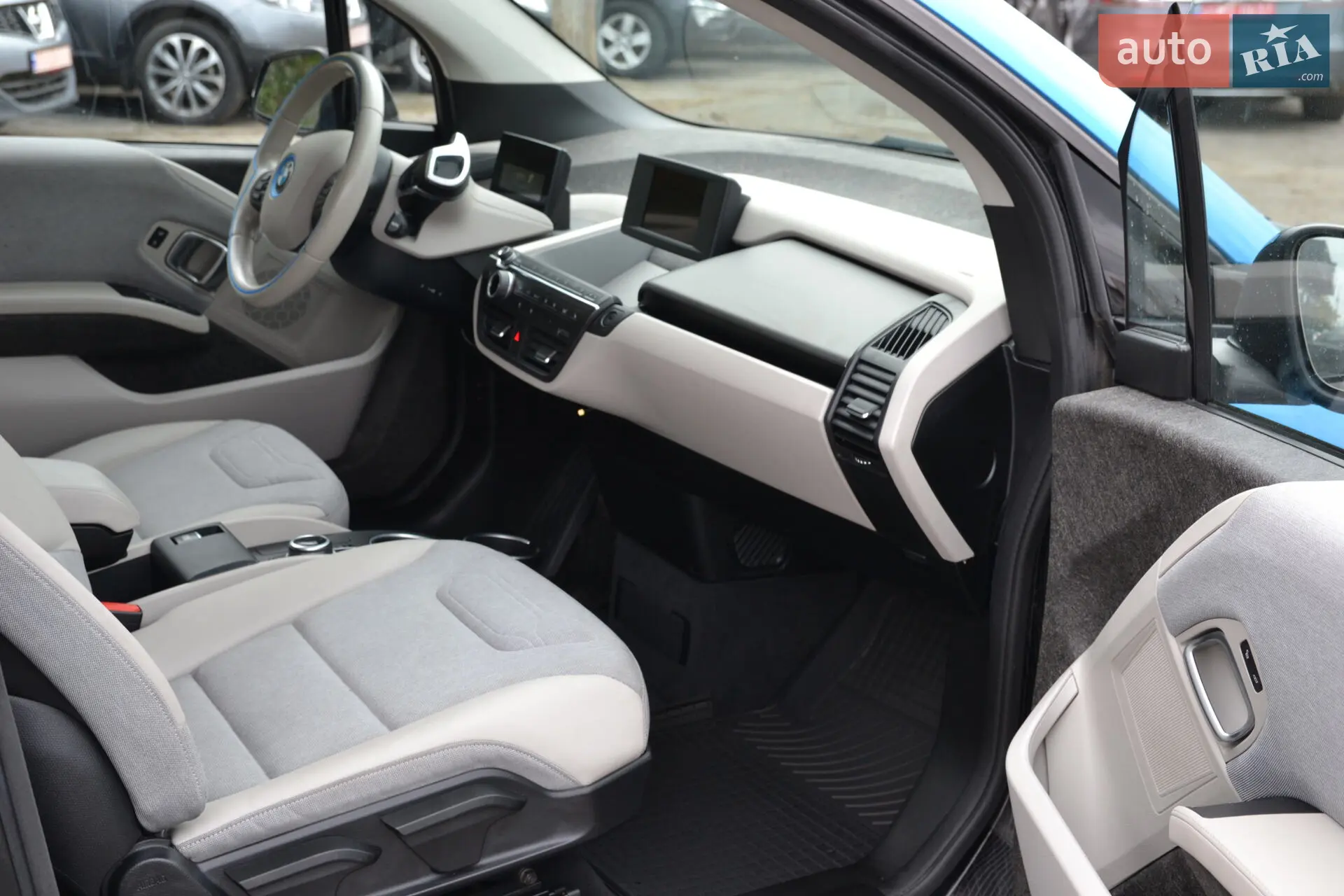 2017 BMW i3 - мініатюра 23