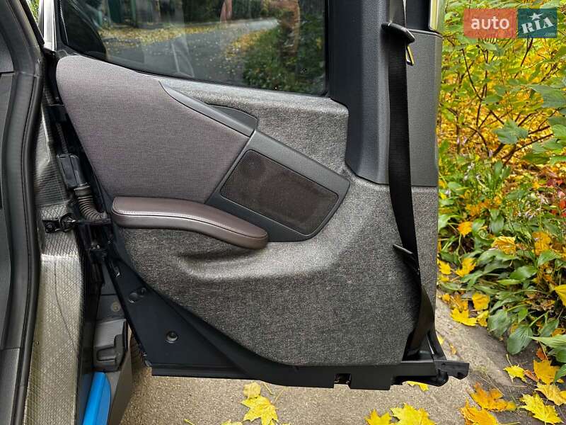Хэтчбек BMW I3 2016 в Киеве