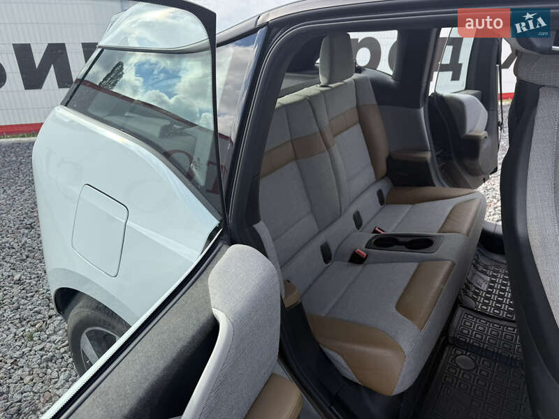 Хэтчбек BMW I3 2016 в Переяславе