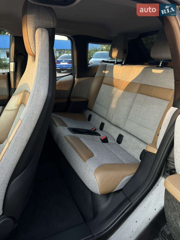 Хэтчбек BMW I3 2014 в Запорожье