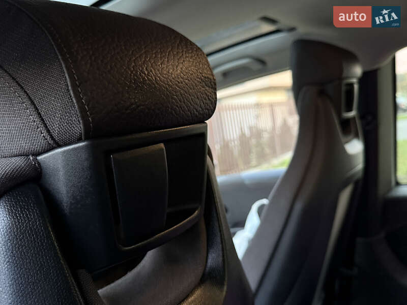 Хэтчбек BMW I3 2015 в Львове фото 57 Хэтчбек BMW I3 2015 в Львове