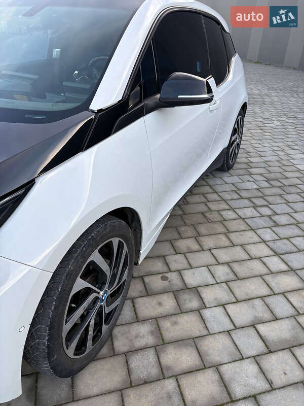 Хэтчбек BMW I3 2015 в Хмельницком