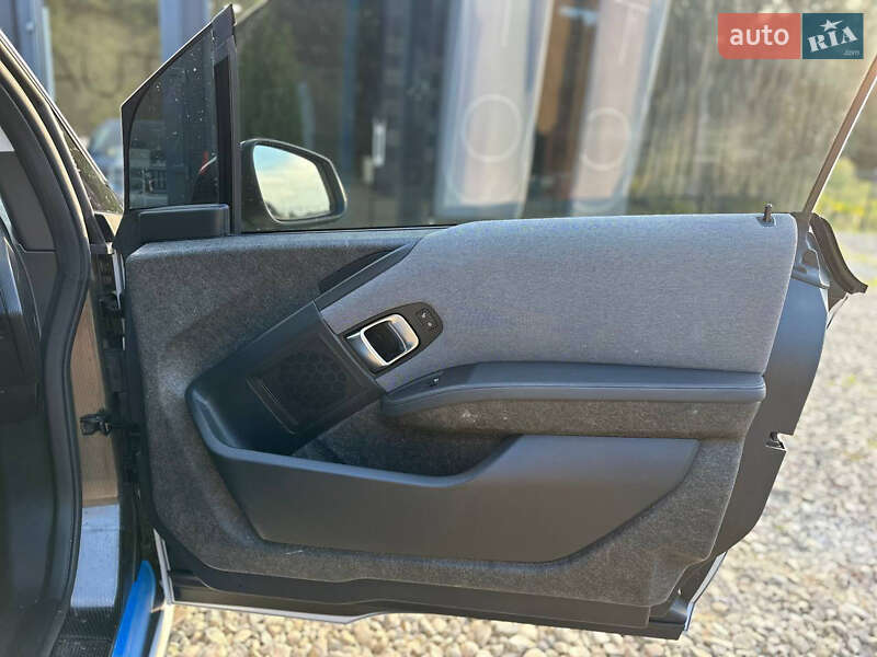 Хетчбек BMW I3 2018 в Львові фото 16 Хетчбек BMW I3 2018 в Львові