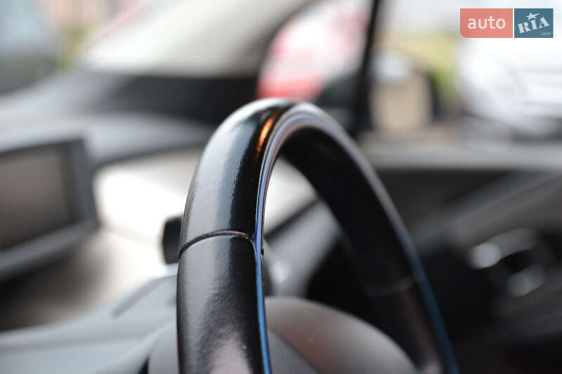 Хэтчбек BMW I3 2017 в Луцке