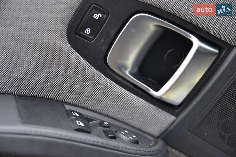 Хэтчбек BMW I3 2017 в Луцке