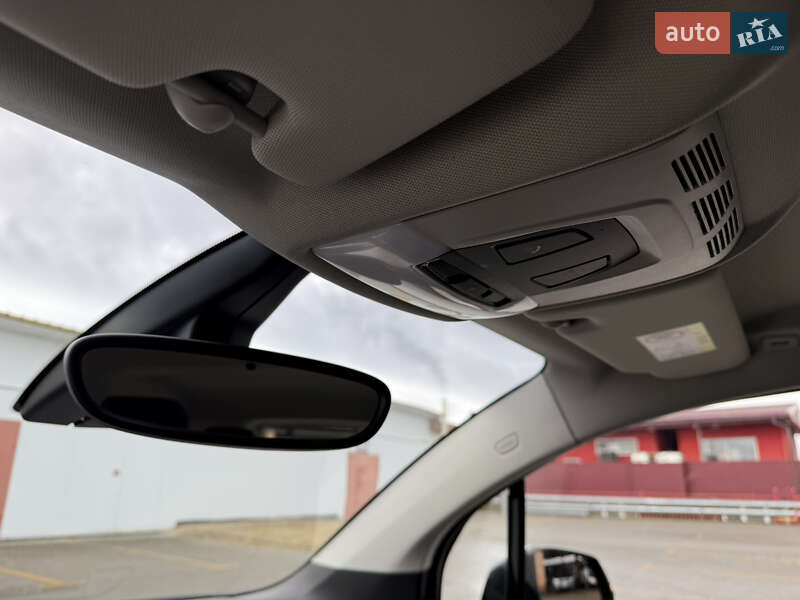 Хетчбек BMW I3 2016 в Львові фото 45 Хетчбек BMW I3 2016 в Львові