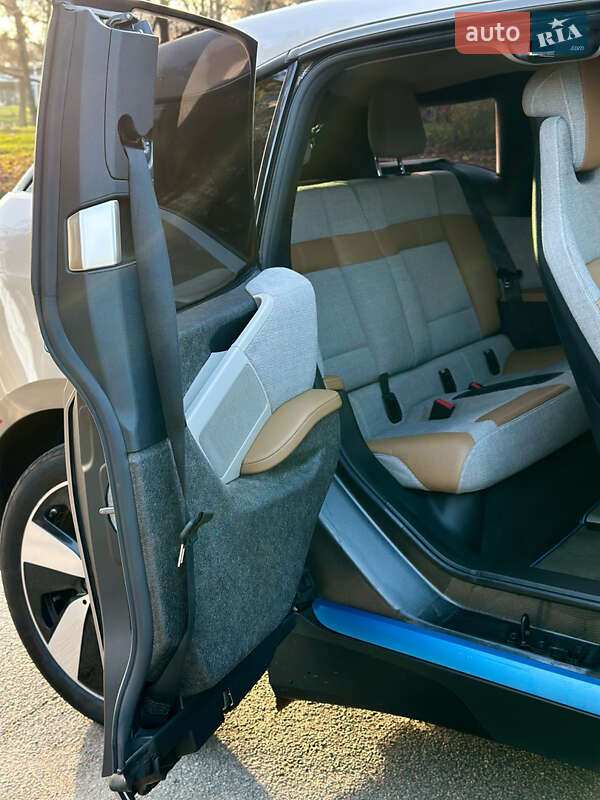 Хэтчбек BMW I3 2014 в Умани