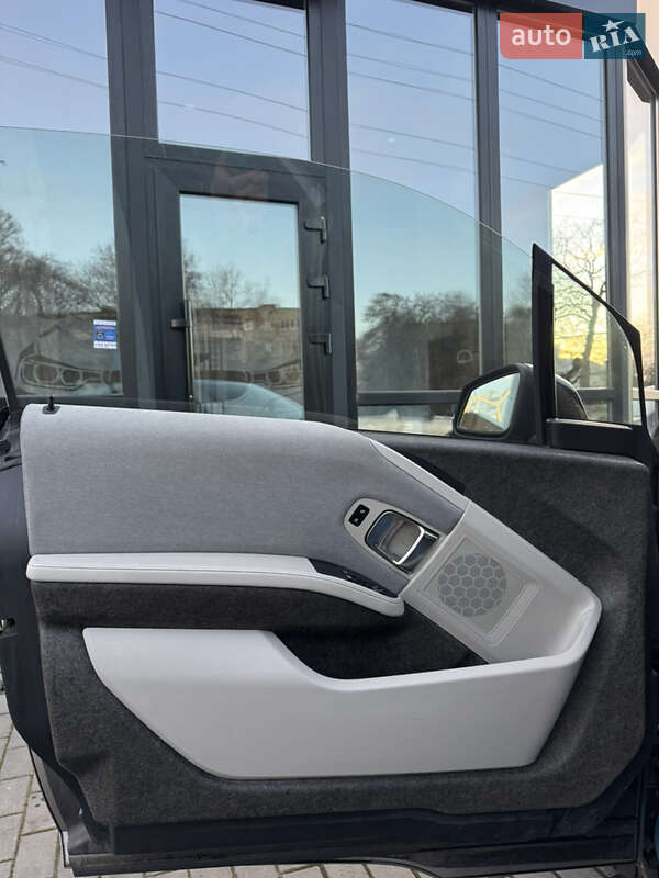 Хэтчбек BMW I3 2015 в Львове