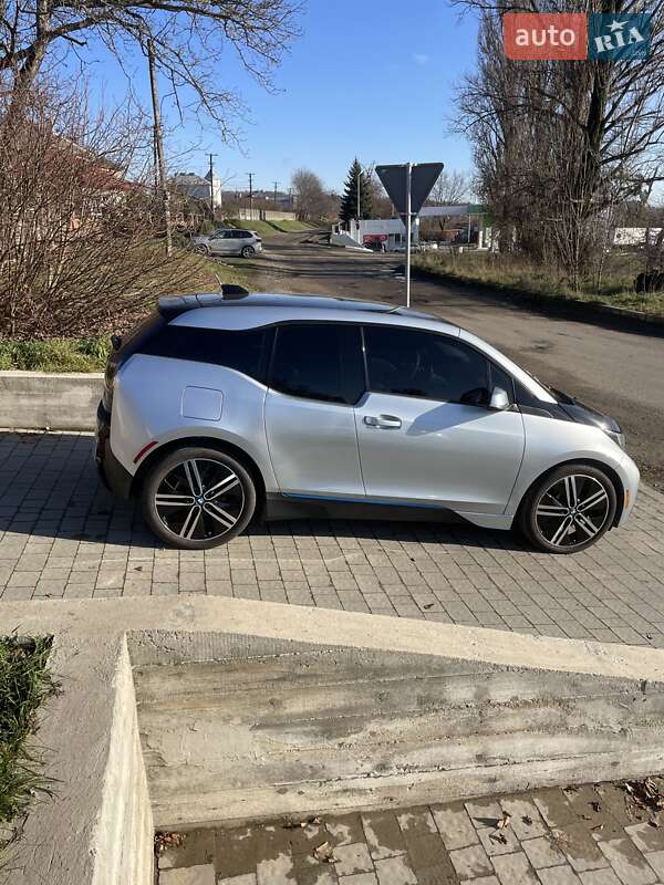 Хетчбек BMW I3 2014 в Чернівцях