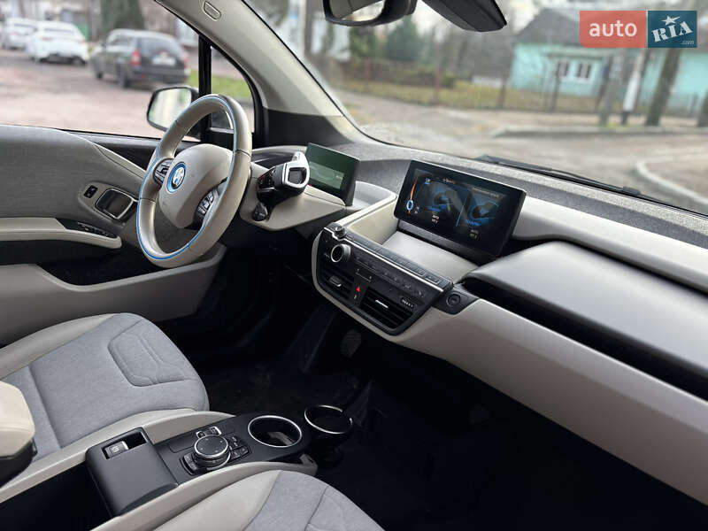 Хэтчбек BMW I3 2016 в Житомире