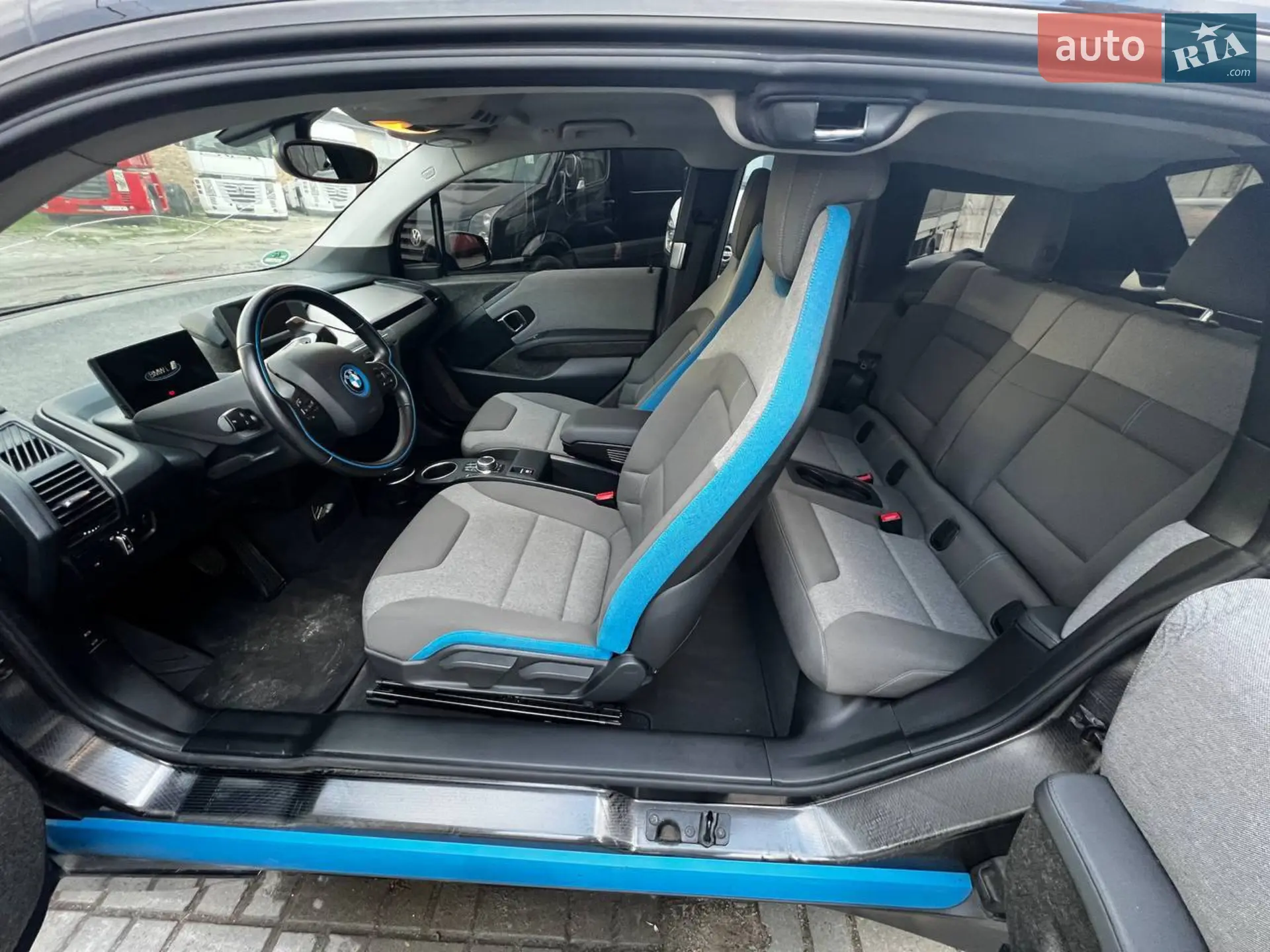 2022 BMW i3 - мініатюра 43