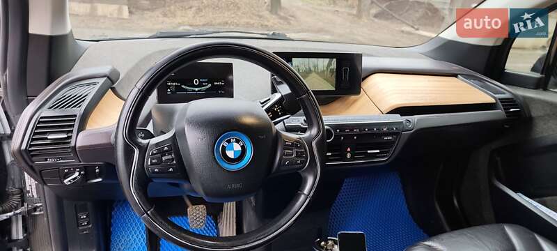 Хэтчбек BMW I3 2015 в Ужгороде