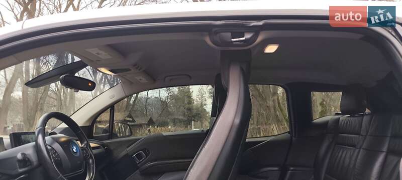 Хэтчбек BMW I3 2015 в Ужгороде