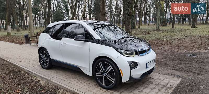 Хэтчбек BMW I3 2015 в Ужгороде