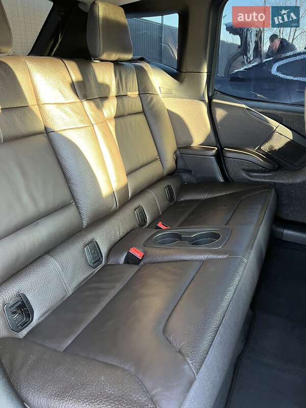 Хетчбек BMW I3 2017 в Чернівцях