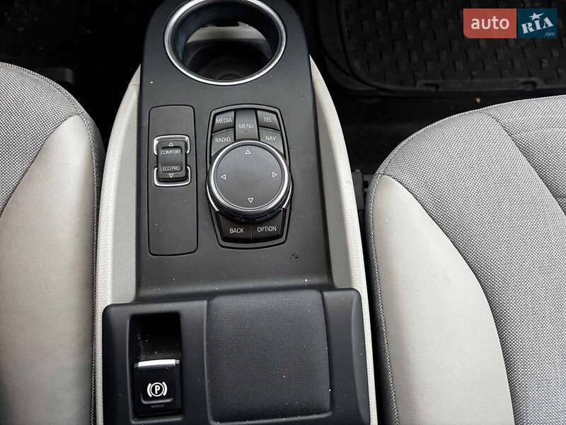 Хэтчбек BMW I3 2015 в Запорожье